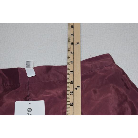 Athleta Casual Shorts Womens Size Medium Calm Cool Short Pinkish Purple NEW - Picture 11 of 12